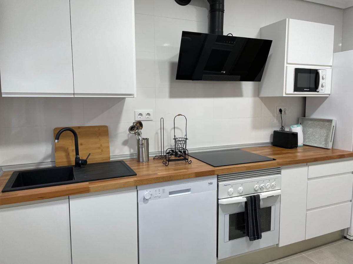 Apartamento Cuatro Estaciones Calahorra Bagian luar foto