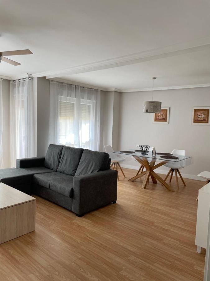 Apartamento Cuatro Estaciones Calahorra Bagian luar foto