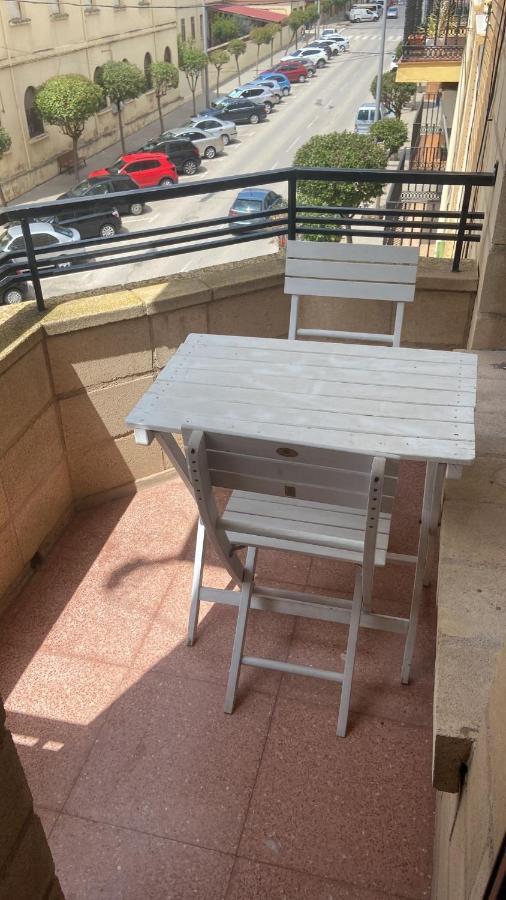 Apartamento Cuatro Estaciones Calahorra Bagian luar foto