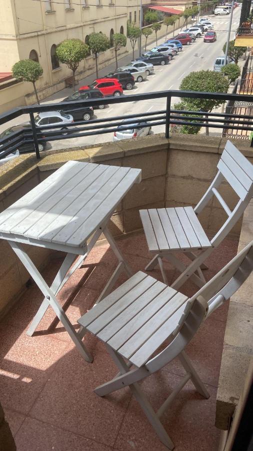 Apartamento Cuatro Estaciones Calahorra Bagian luar foto